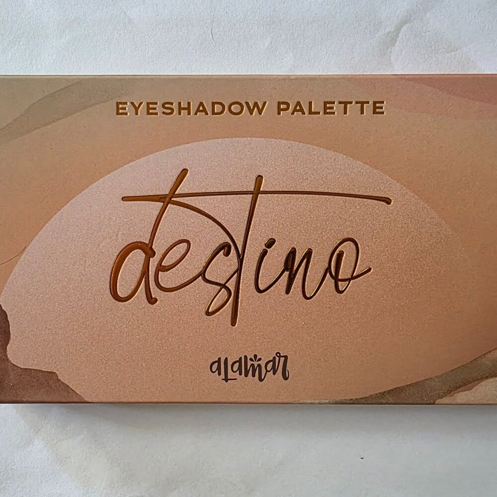 Alamar Cosmetics Destino Eyeshadow Palette